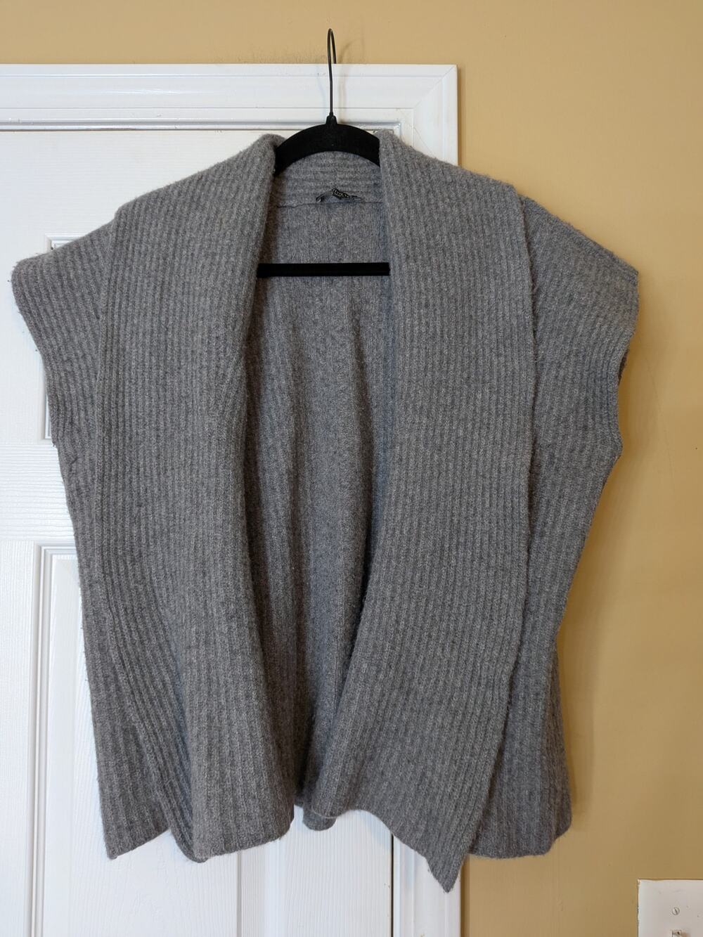 Lafayette 148 Wool Cashmere Open-Front Sweater Vest Size M/L Quiet Luxury